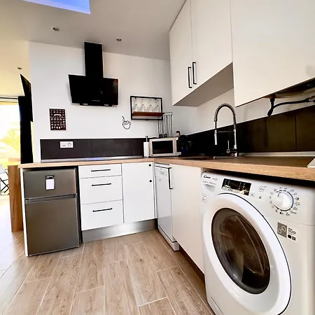 Bebo House 363 Apartment *